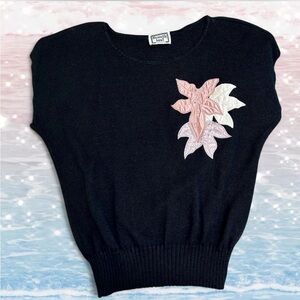 Keneth Too! Black Vintage Short Sleeve Knit Top With Floral Appliqué